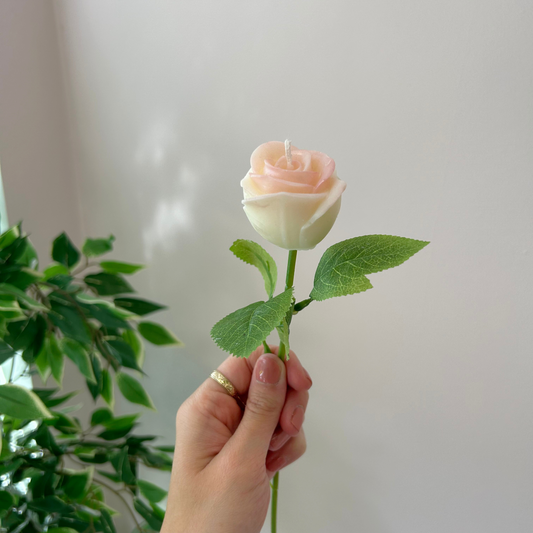 Forever Rose Candle - White Lily & Rose